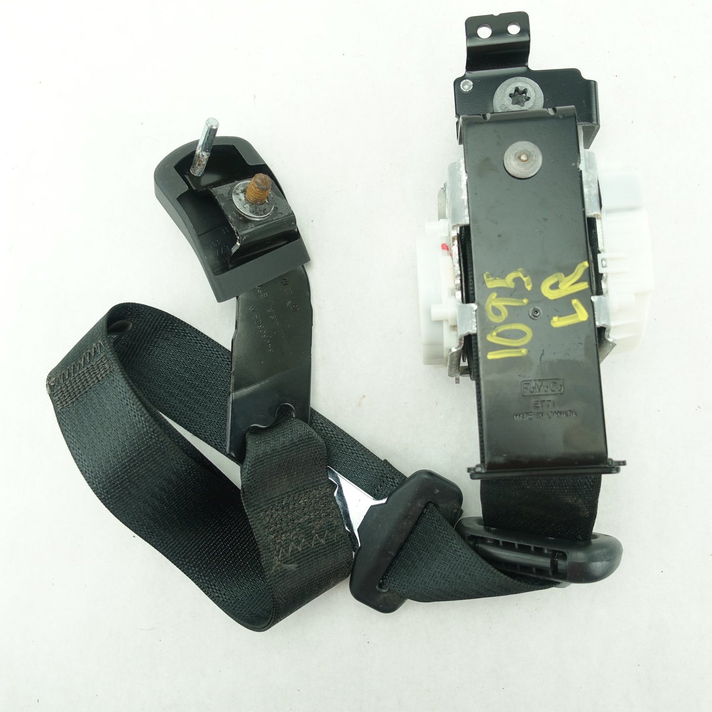 2009 2010 2011 2012 2013 2014 2015 16 Ford F250 F350 Left Rear Seat Belt Black
