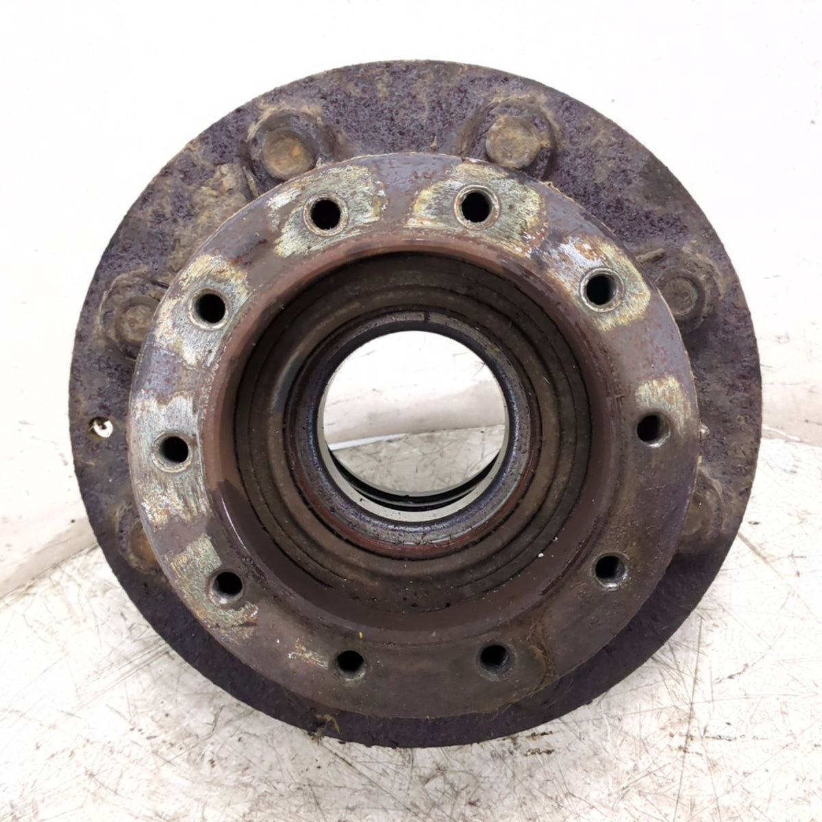 1999 2000 2001 2002 2003 Ford F450 F550 Rear Wheel Hub Assembly
