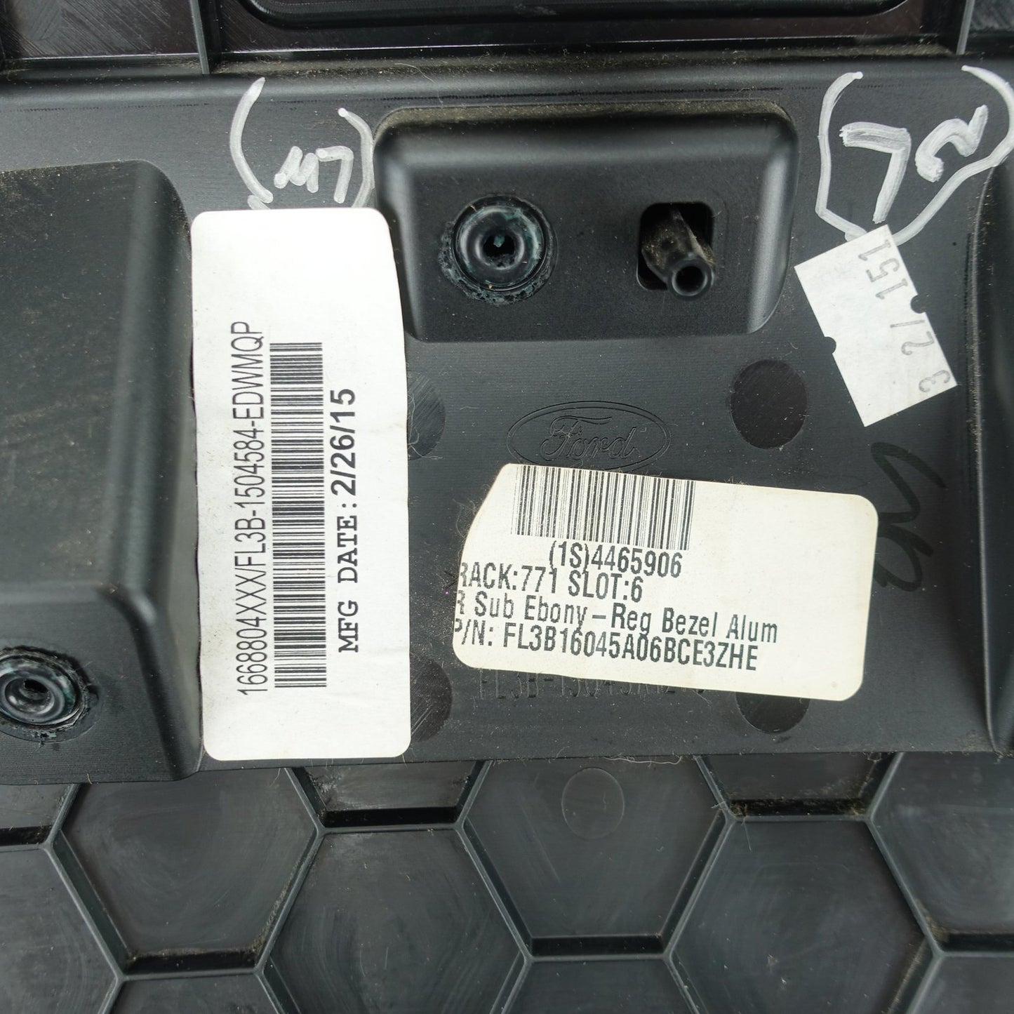 Damage 2015 2016 2017 2018 2019 20 Ford F150 Center Console Rear Trim Vent Panel