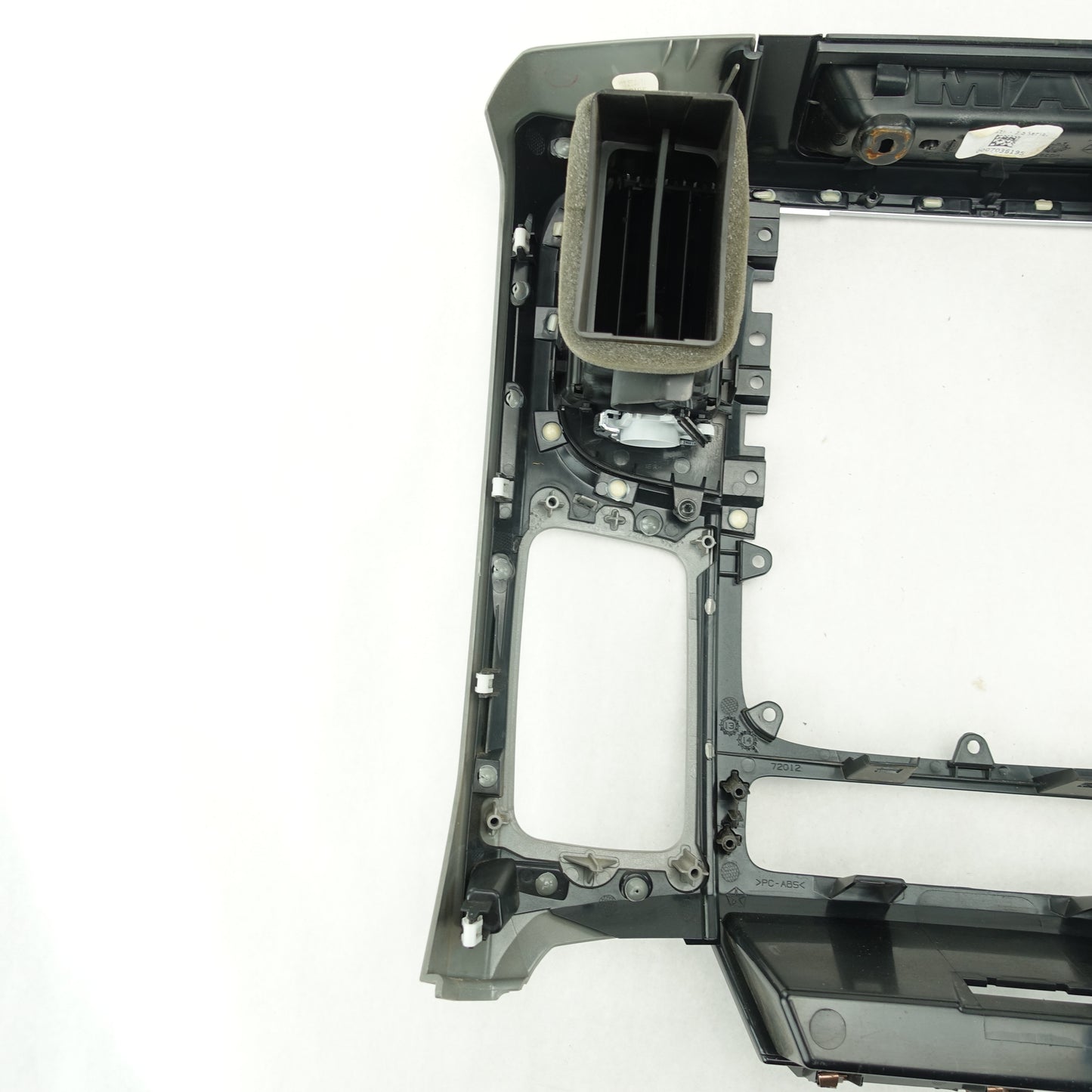 2013 2014 2015 2016 Ram 1500 2500 3500 Radio Center Dash Trim Bezel Air Vent