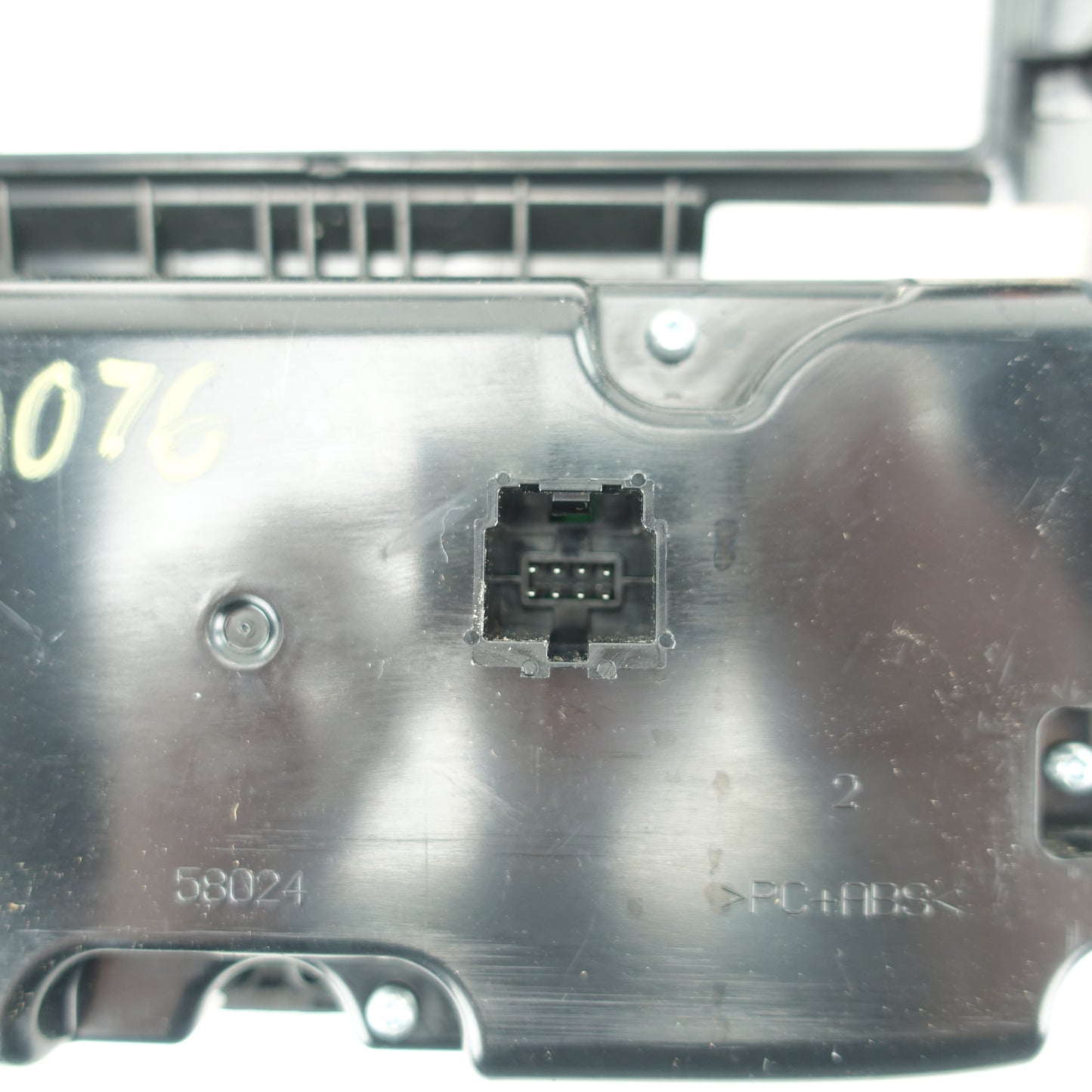 2013 2014 2015 2016 2017 Ram 1500 2500 3500 Radio Heat Ac Temp Climate Control