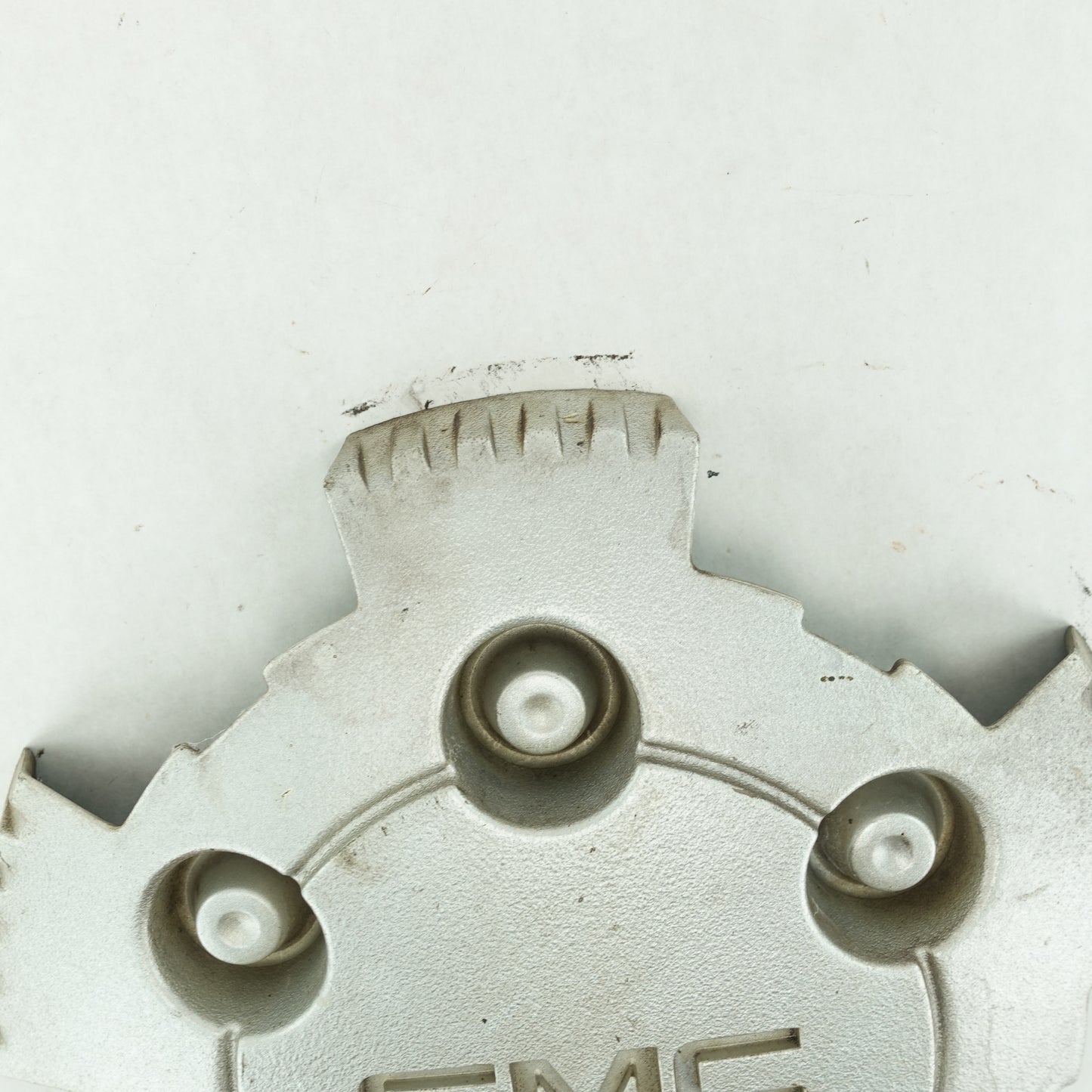 2004 2005 2006 2007 2008 GMC Canyon Center Hub Cap Cover
