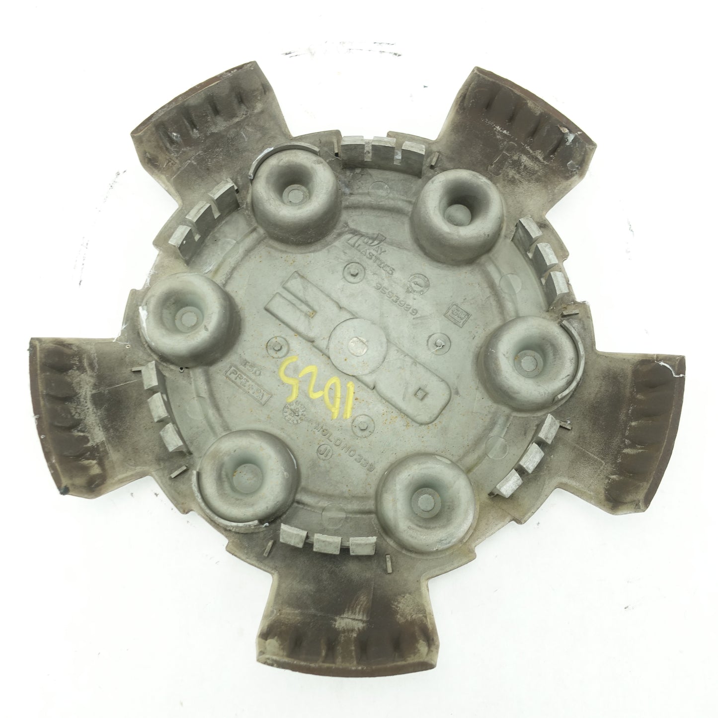 2004 2005 2006 2007 2008 GMC Canyon Center Hub Cap Cover