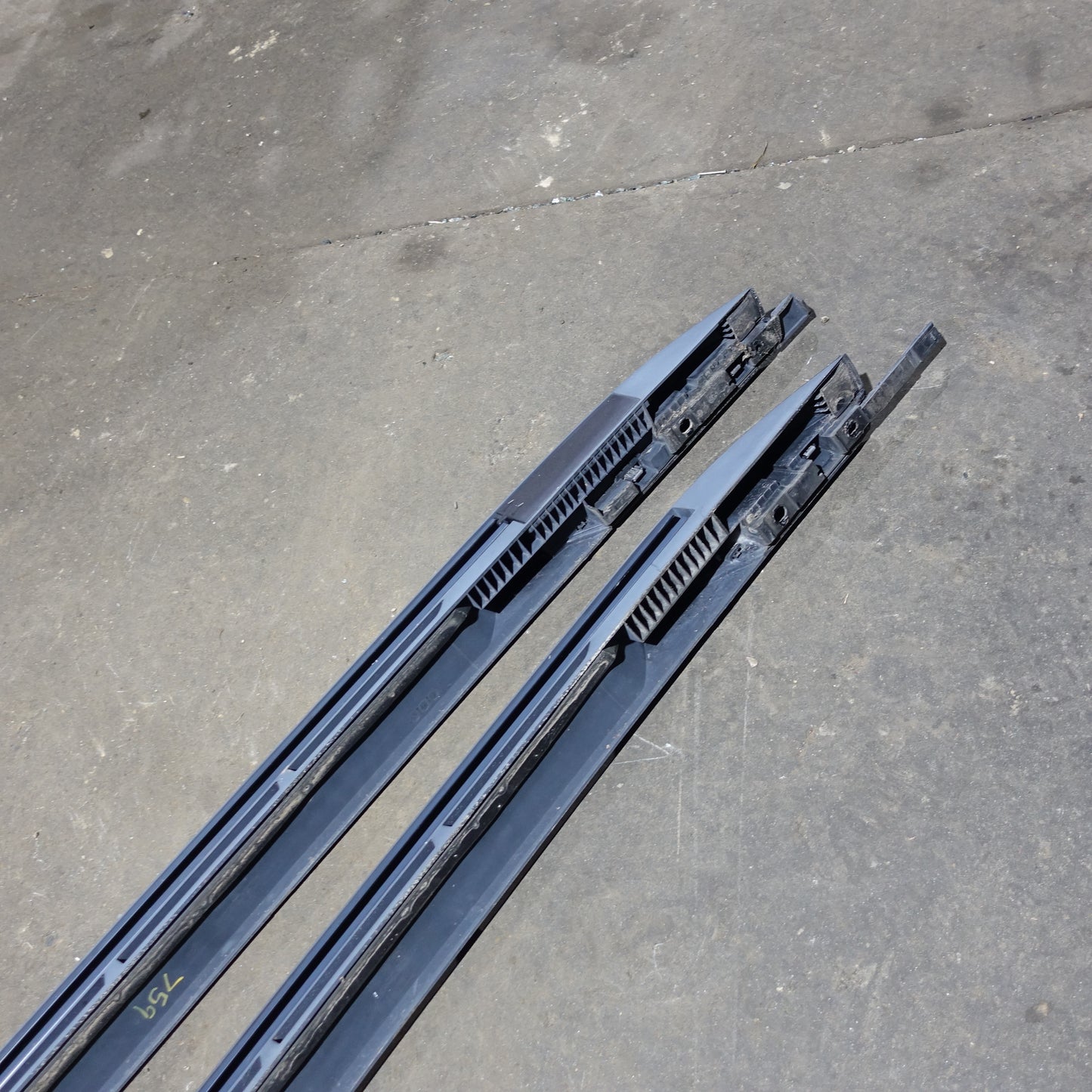 2010 2011 2012 2013 2014 Terrain Equinox Roof Luggage Rack Rails