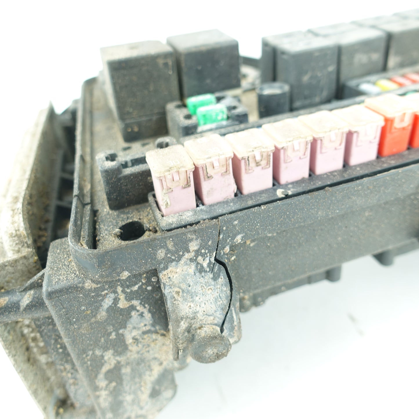Damage 2003 Dodge Ram 2500 3500 5.9L Engine Fuse Junction Box
