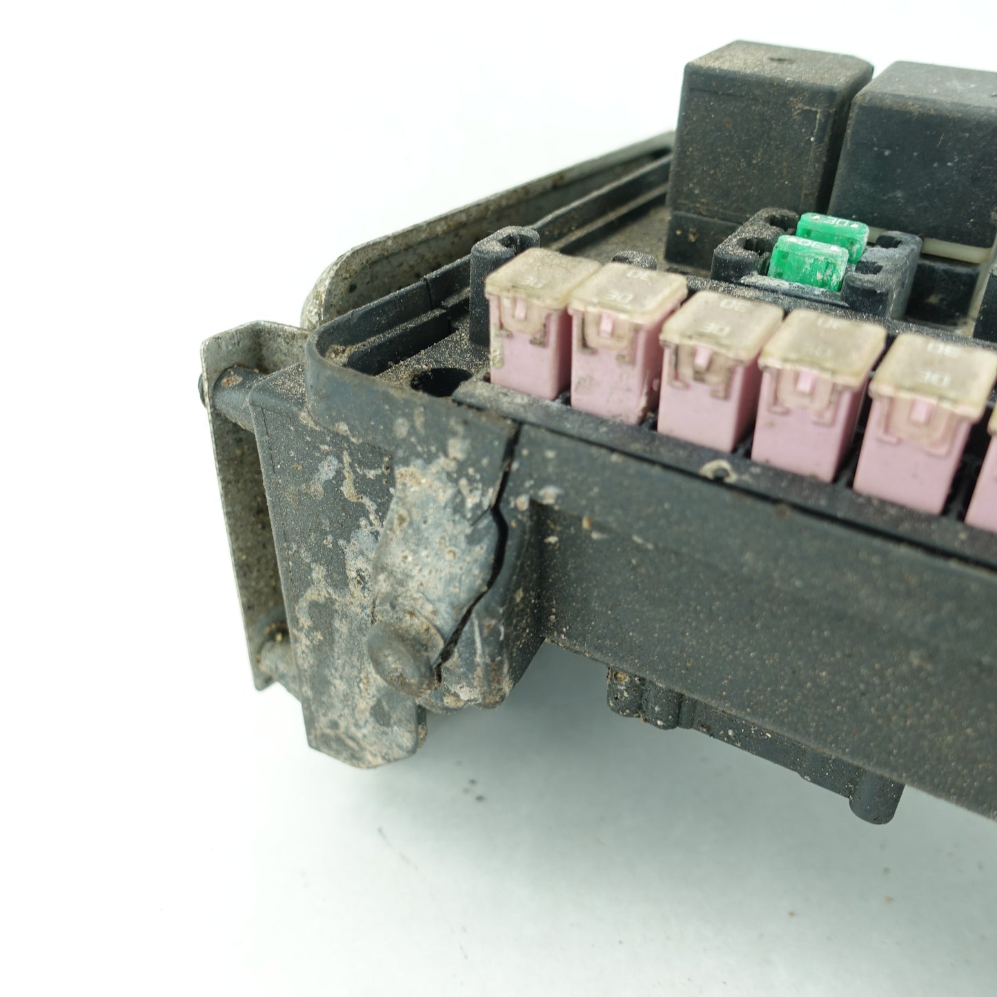 Damage 2003 Dodge Ram 2500 3500 5.9L Engine Fuse Junction Box