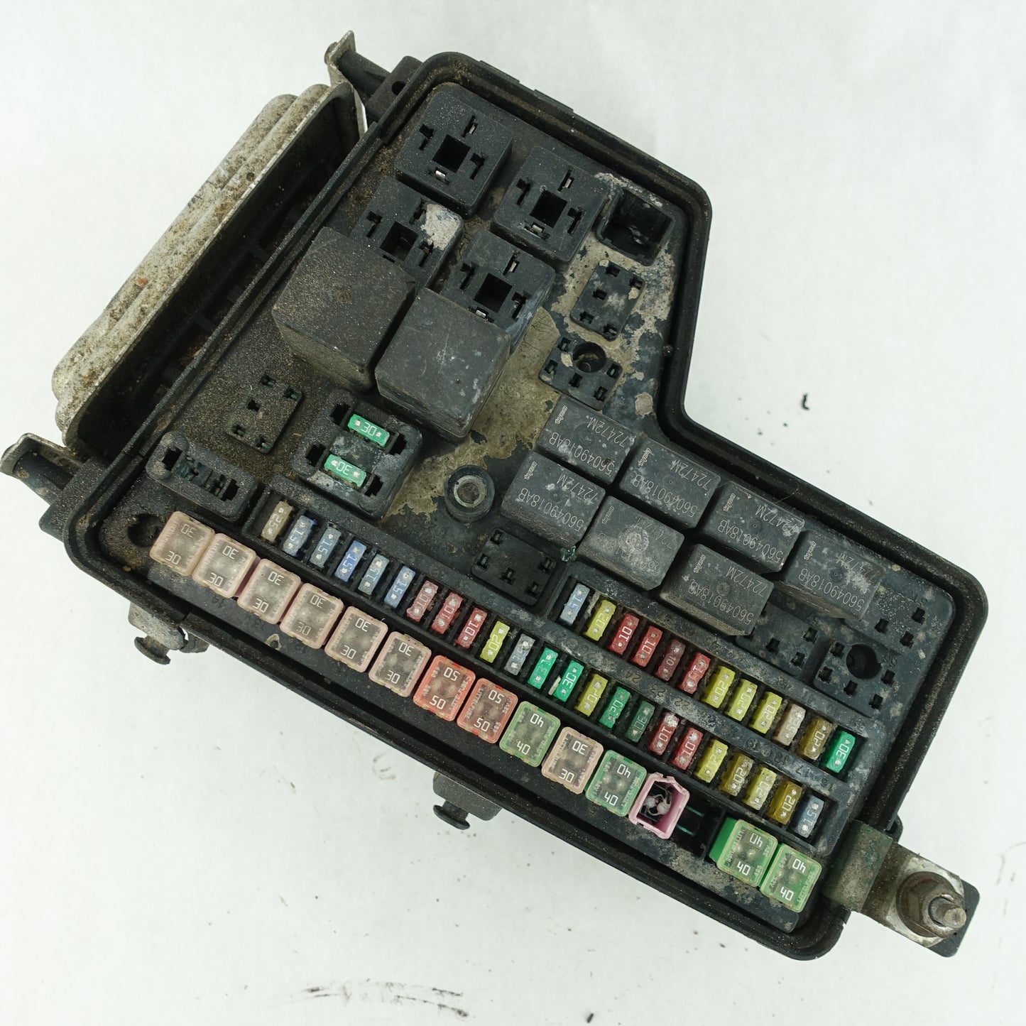 Damage 2003 Dodge Ram 2500 3500 5.9L Engine Fuse Junction Box