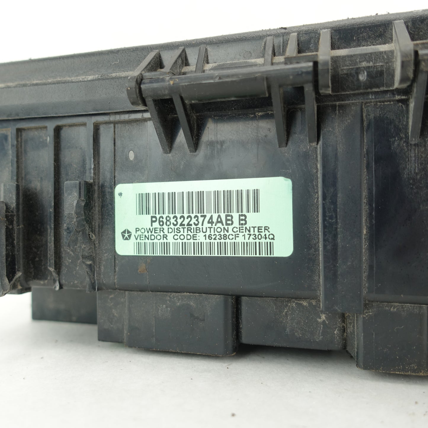 Damage 2016 2017 2018 Ram 1500 3.0L Diesel Power Distribution Engine Fuse Box