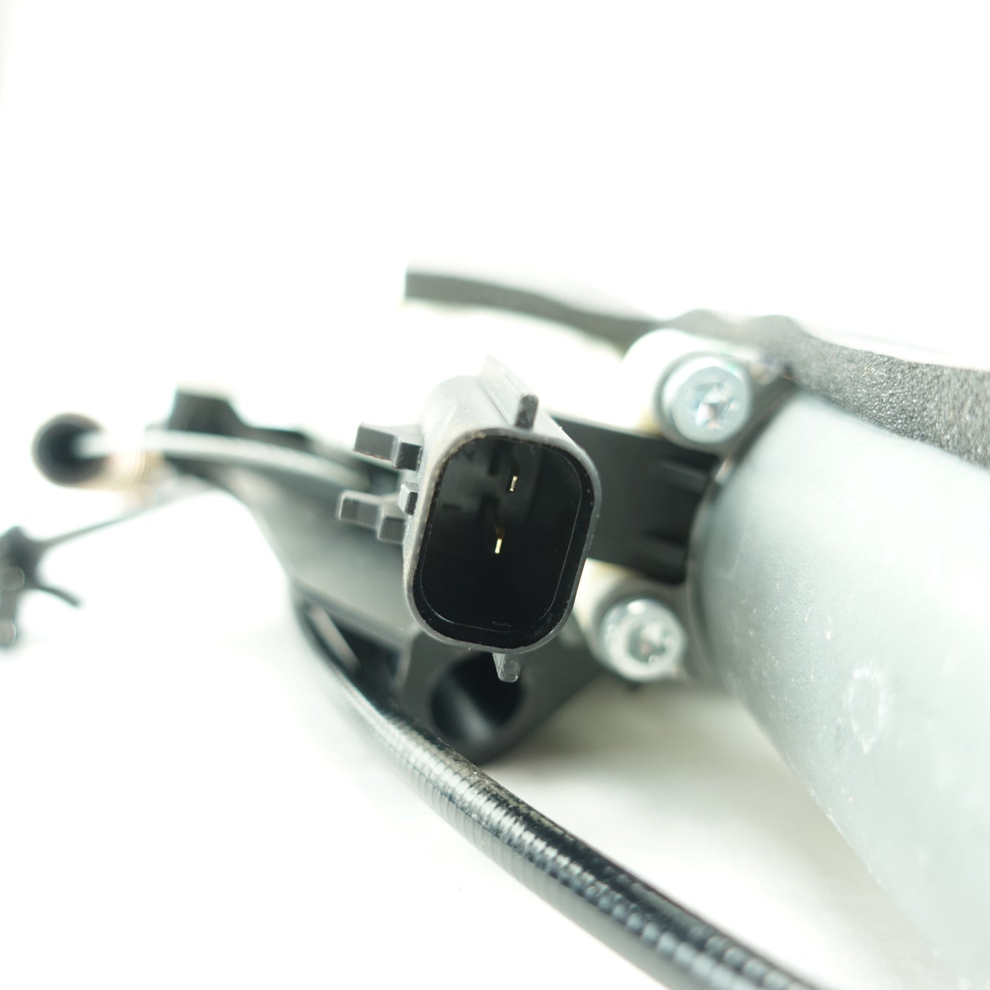 2009 2010 2011 2012 2013 2014 2015 Ram 1500 2500 3500 Rear Sliding Window Motor