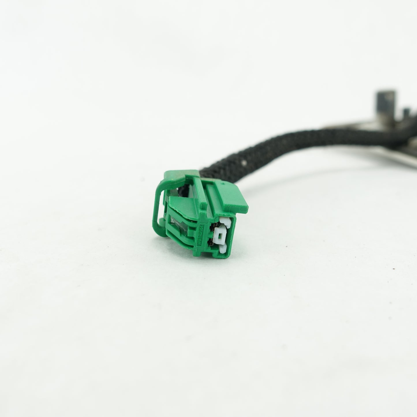 2009 2010 2011 2012 Chevy Traverse Tailgate Lift Gate Hatch Handle Trim