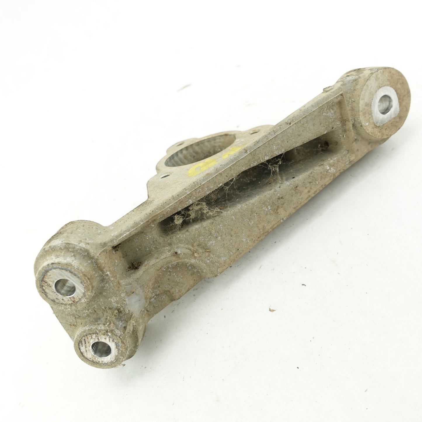 2005 2006 2007 2008 Equinox Torrent Jack Half Shaft Jackshaft Mounting Bracket