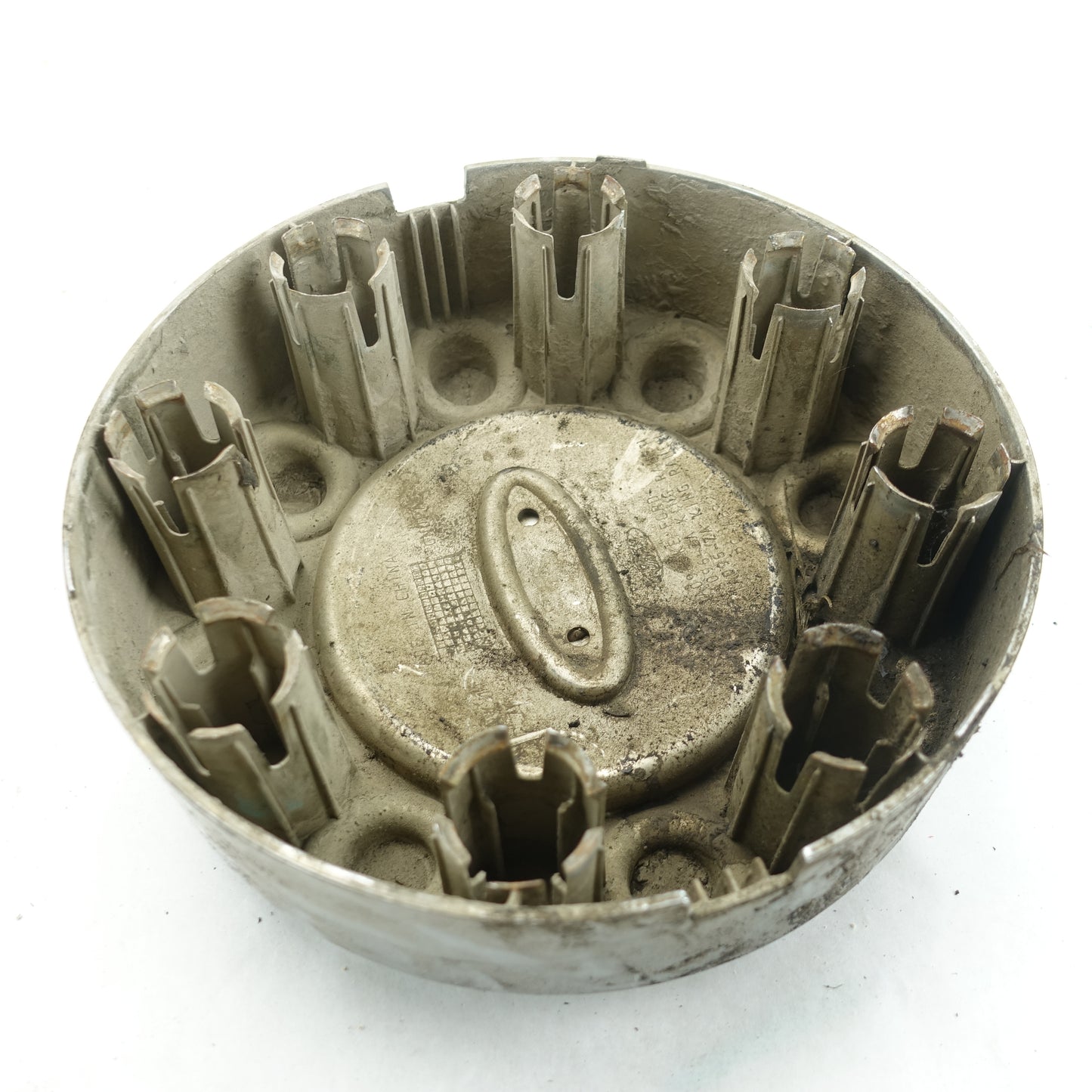 Damage 2012 2013 2014 2015 2016 Ford F250 F350 Front Wheel Center Hub Cap Cover