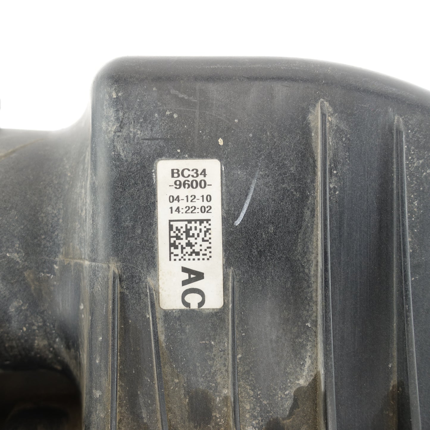 2011 2012 2013 2014 2015 2016 Ford F250 F350 6.7L Air Cleaner Box