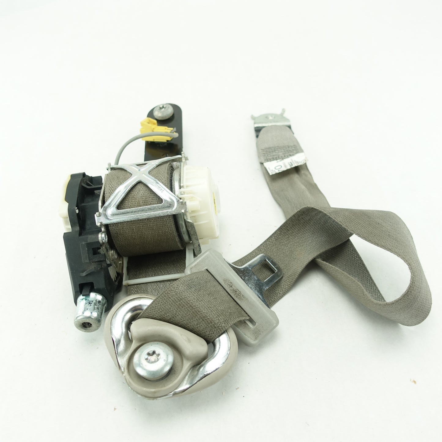 2008 Silverado Sierra 2500 3500 Crew Cab Driver Left Front Seat Belt Gray