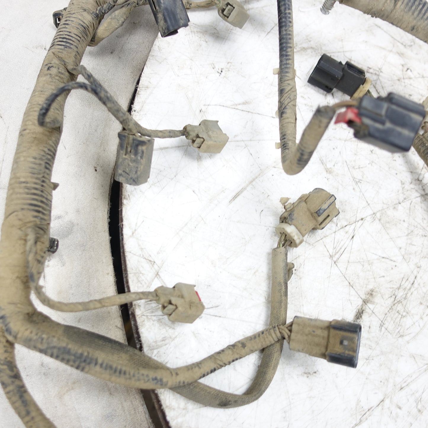 Damage 2009 Ford F550 6.8L V10 Engine Wire Harness