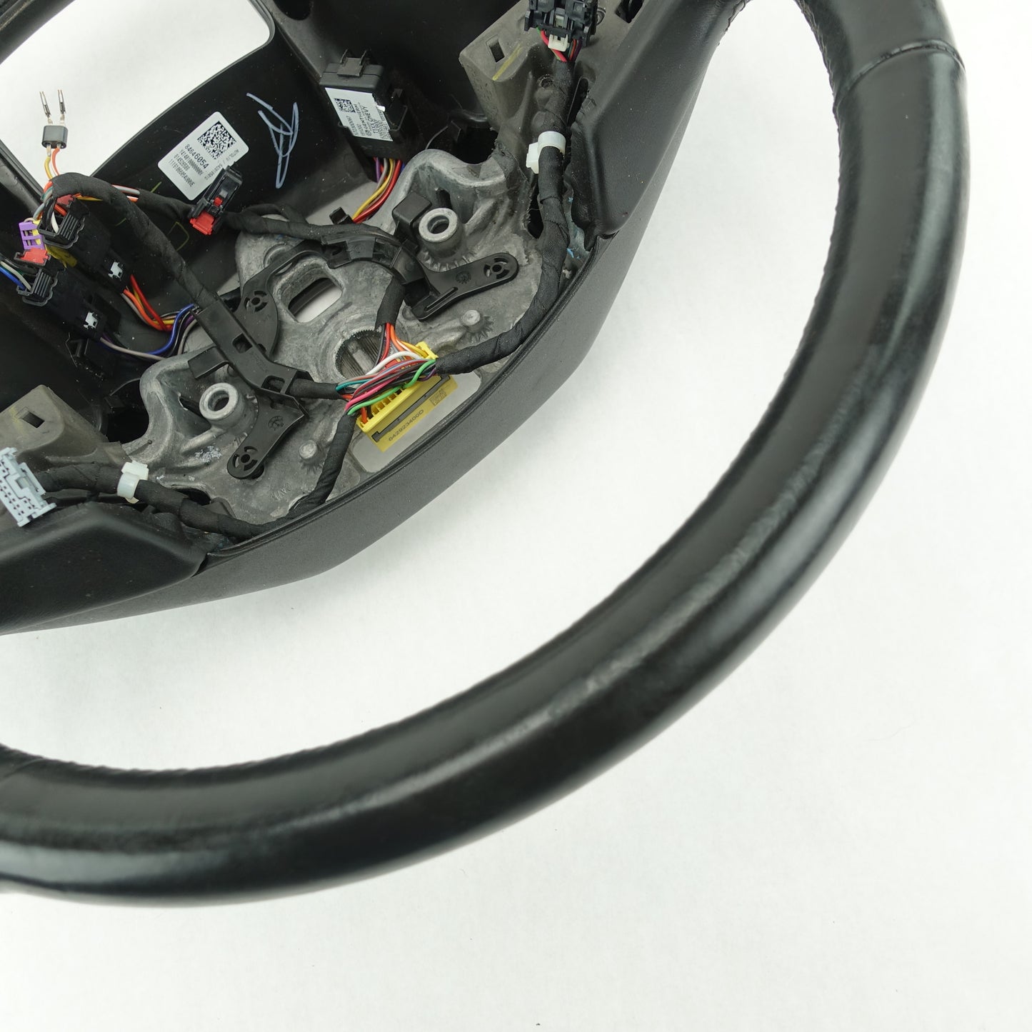 Damage 2020 2021 2022 2023 Silverado Sierra Steering Wheel Leather Heated Black