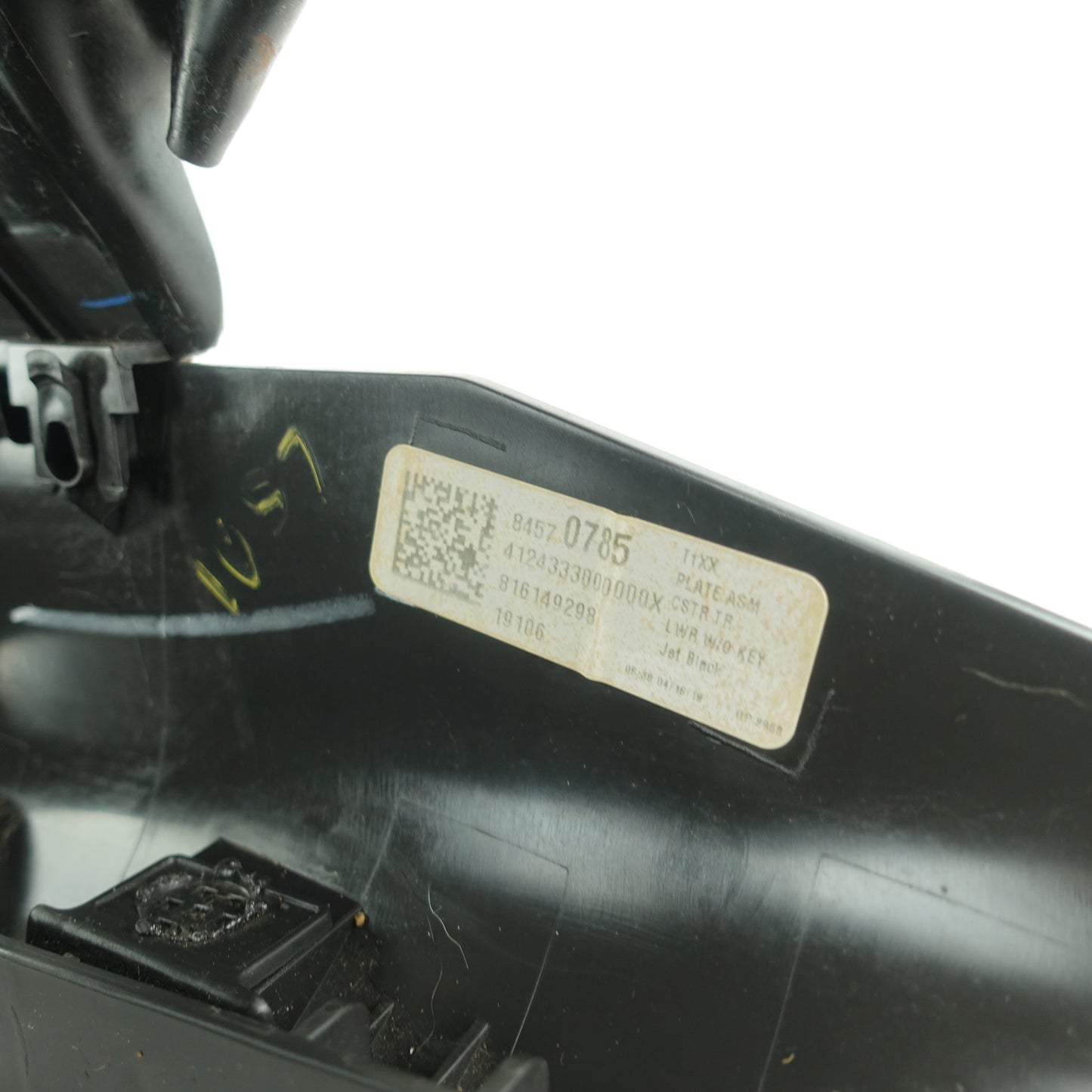 2019 2020 2021 2022 Silverado Sierra Steering Column Trim Black