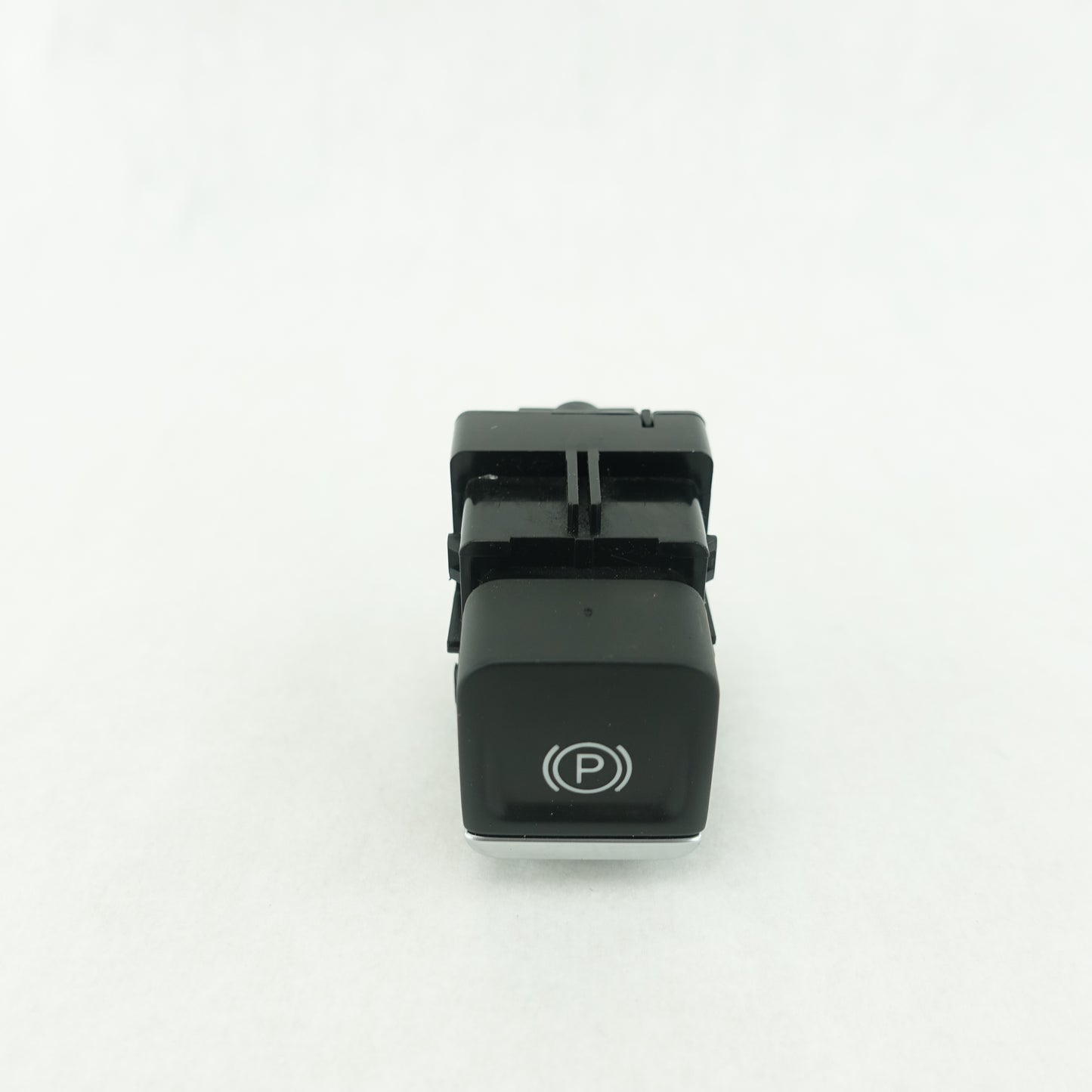 2019 2020 2021 2022 2023 2024 Silverado Sierra Emergency E Parking Brake Button
