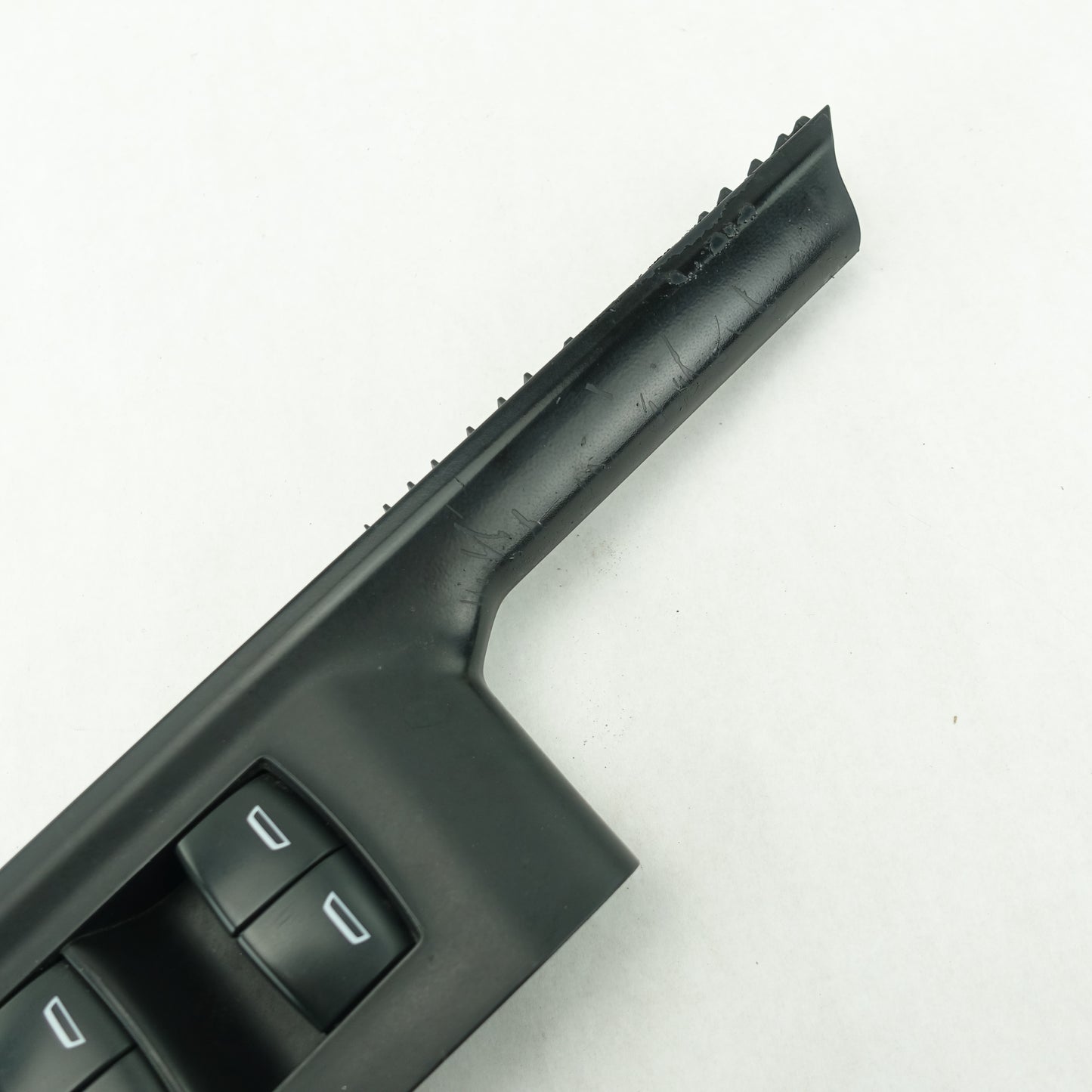 2019 2020 2021 2022 2023 2024 Silverado Sierra Driver Left Master Window Switch