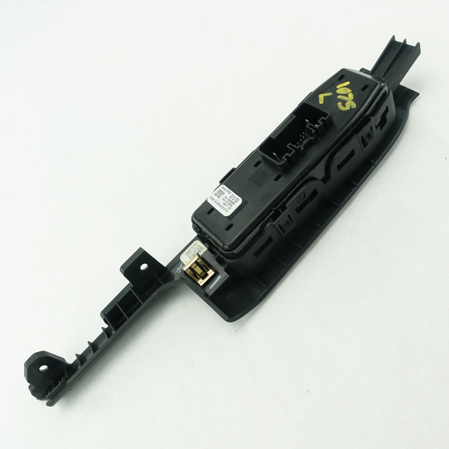 2019 2020 2021 2022 2023 2024 Silverado Sierra Driver Left Master Window Switch