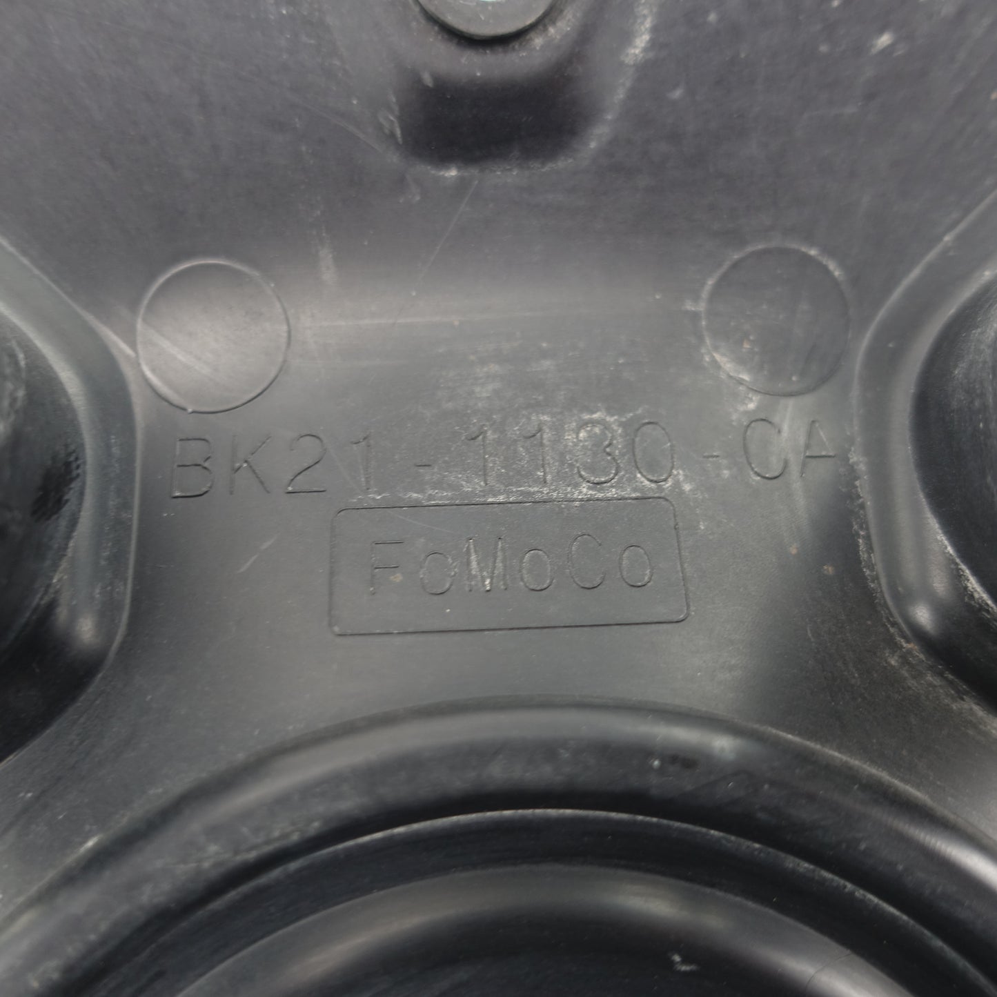 2015 2016 2017 2018 2019 20 Ford Transit 150 250 350 5 Lug Center Hub Cap Cover