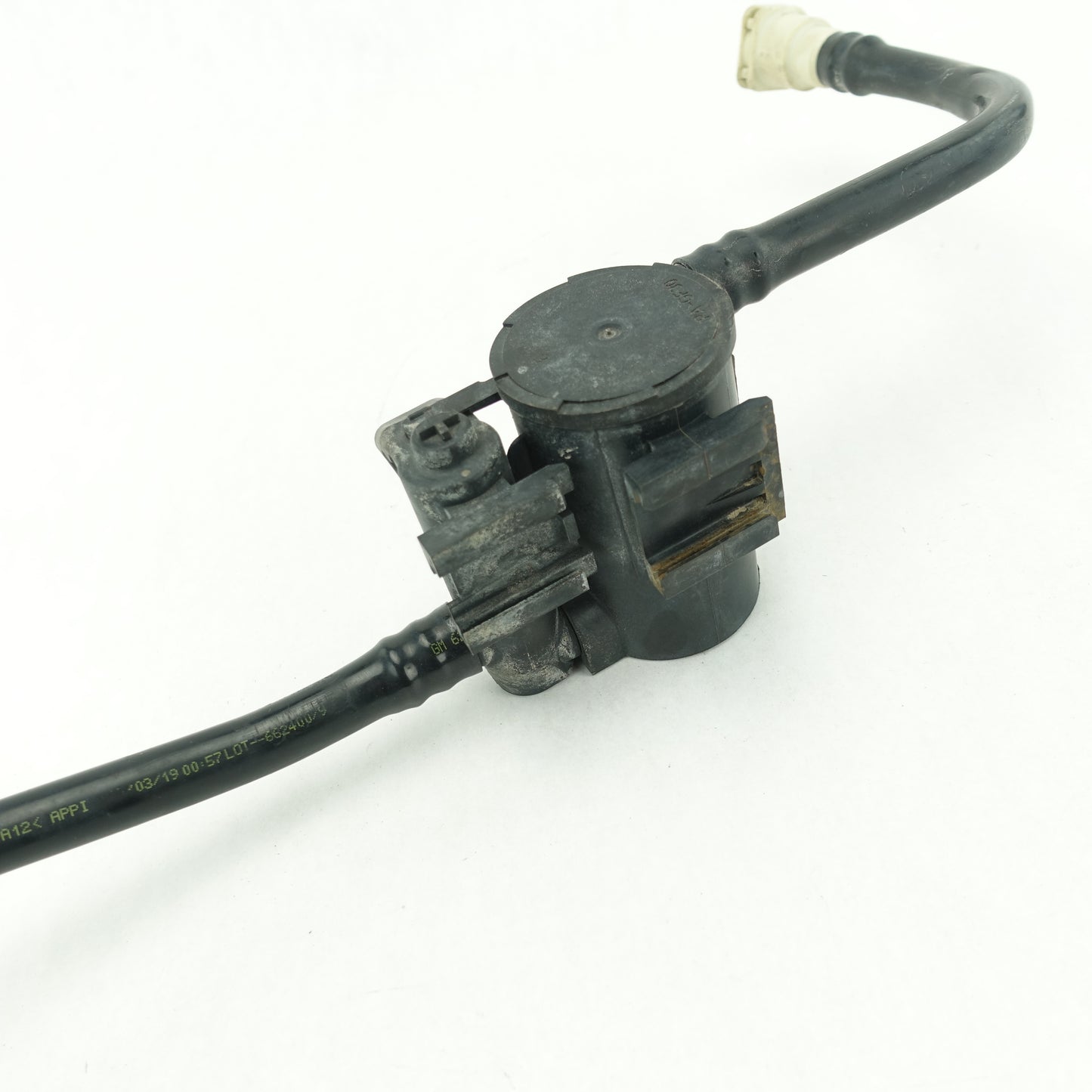 2019 2020 2021 2022 2023 2024 Silverado Sierra 1500 EVAP Solenoid Valve