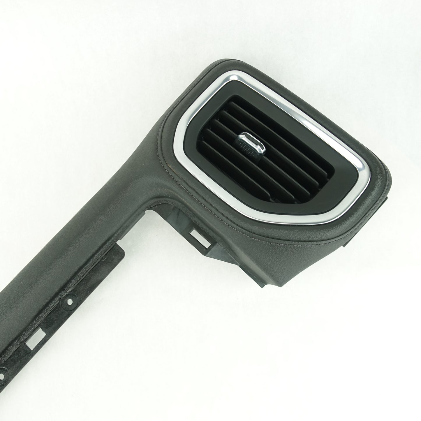 2019 2020 2021 2022 Silverado Sierra Center Right Dash Trim Bezel Panel Pad Vent
