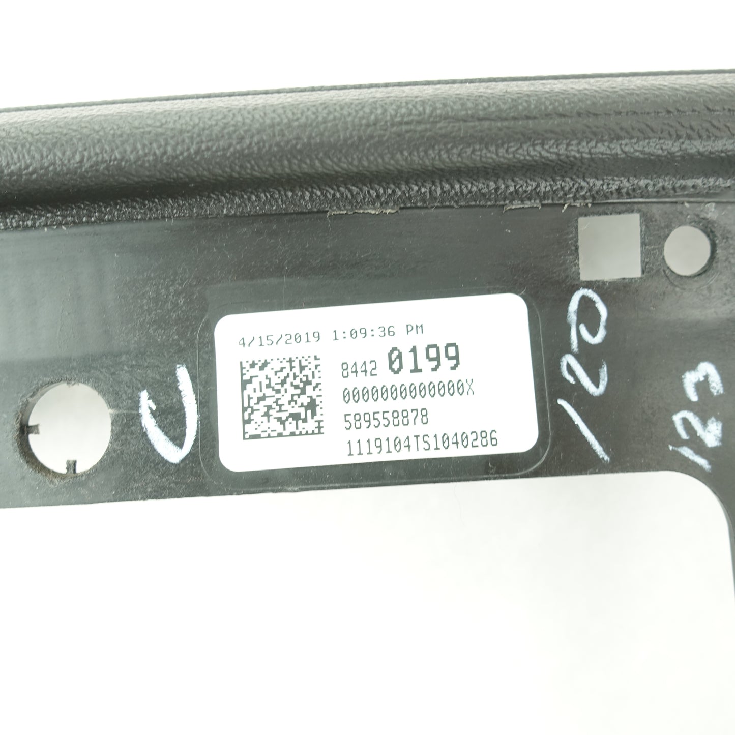 2019 2020 2021 2022 Silverado Sierra Center Right Dash Trim Bezel Panel Pad Vent