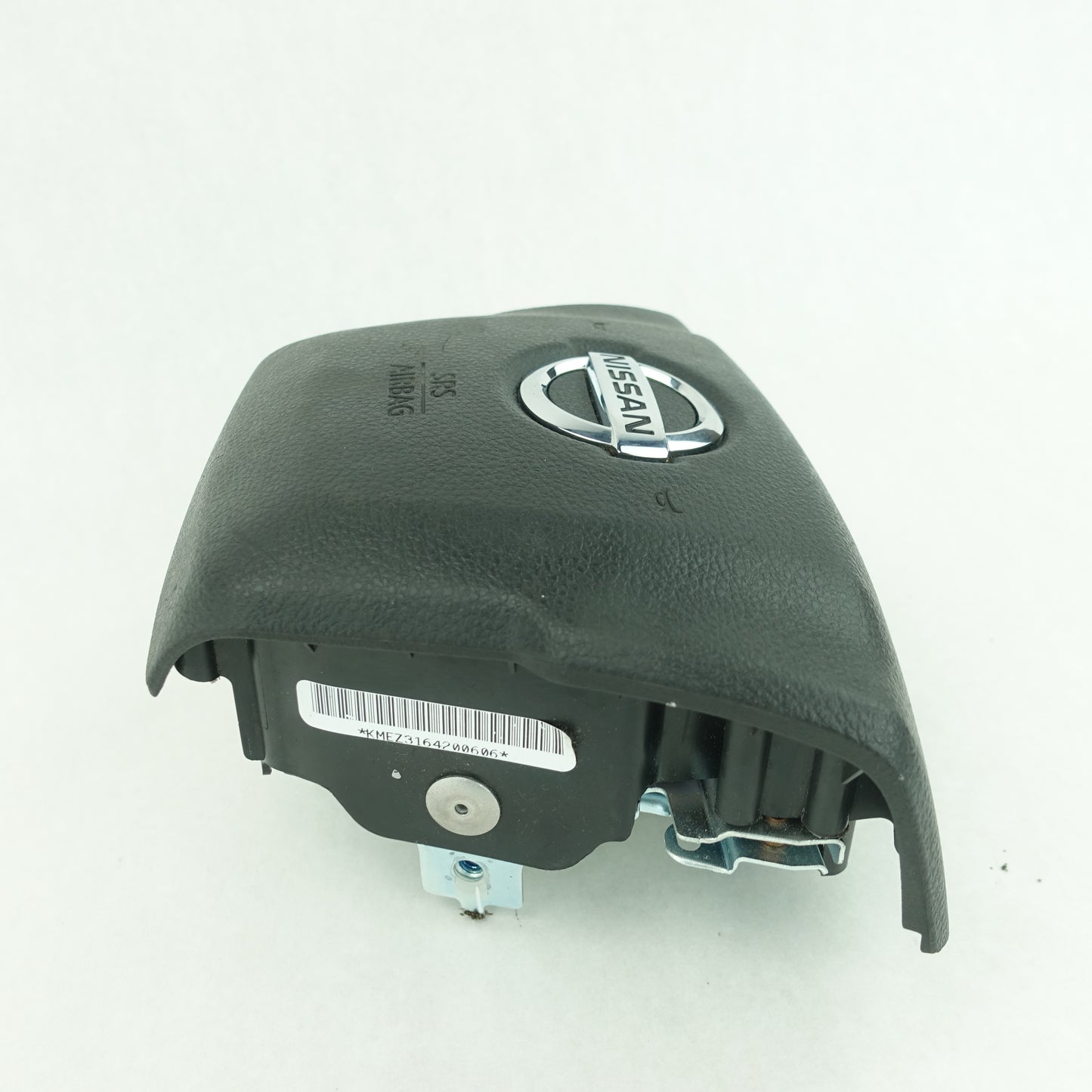 2016 Nissan Titan XD Steering Wheel Airbag Air Bag Black For Trucks Produced on or before 05-31-16