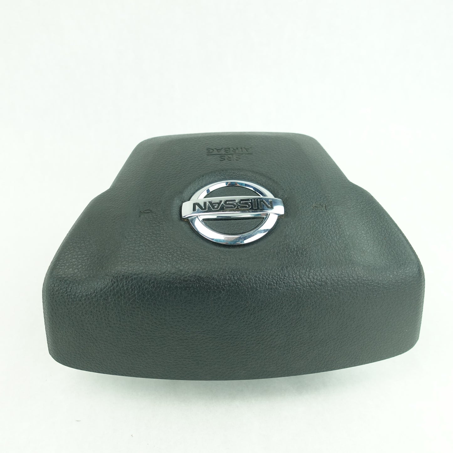 2016 Nissan Titan XD Steering Wheel Airbag Air Bag Black For Trucks Produced on or before 05-31-16
