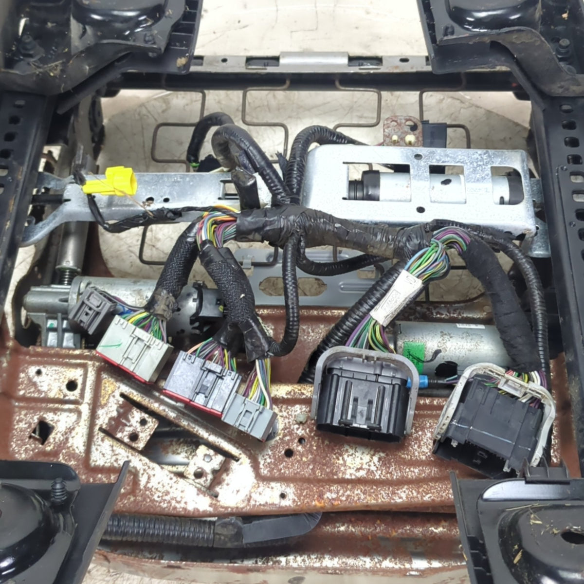 2013 2015 Ford F250 F350 Driver Left Seat Base Track 10 Way Power Heated Cooled