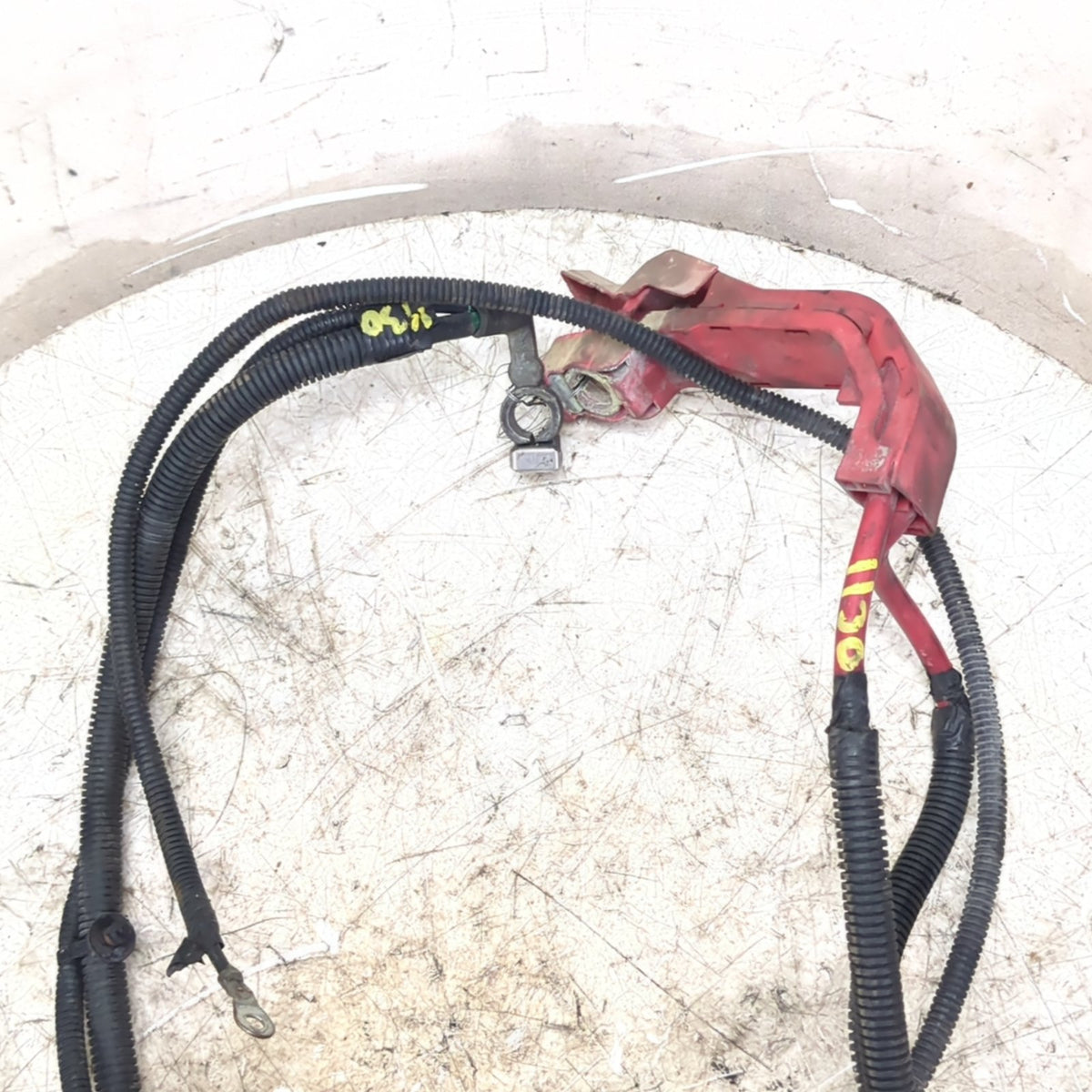 2007 2008 2009 2010 GMC Sierra Silverado 6.0L Positive Battery Cable Harness OEM