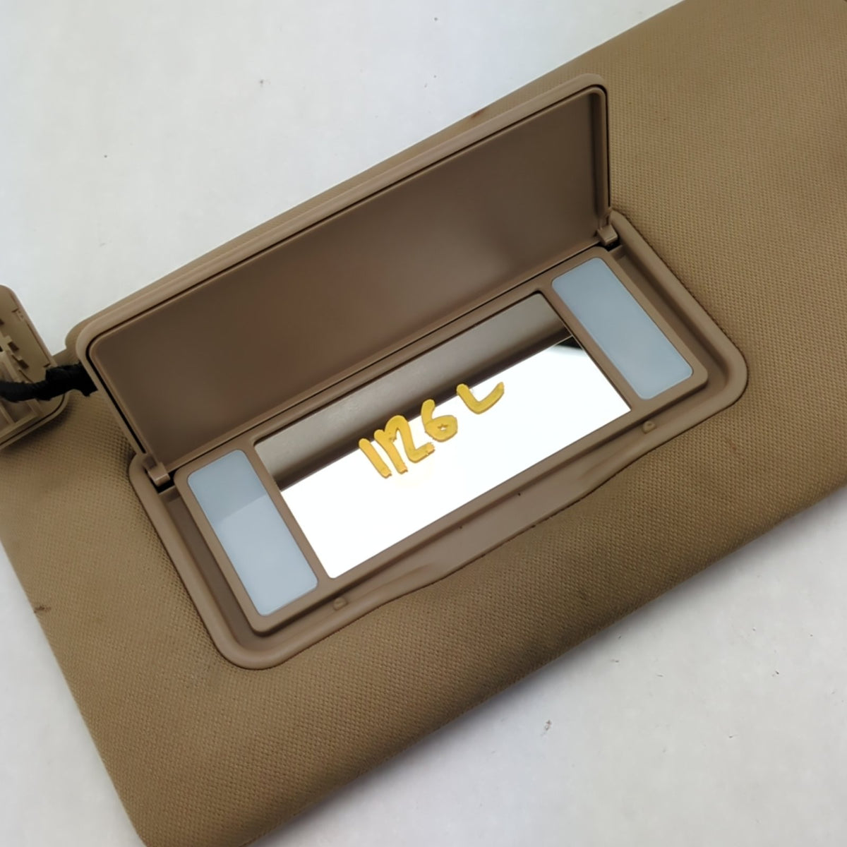 2015 2016 2017 Ford F150 Driver Left Sunvisor Sun Visor Garage Opener Tan