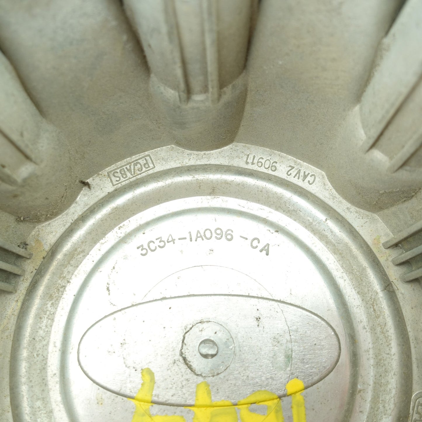 1999 2000 2001 2002 2003 2004 Ford F250 F350 Wheel Center Cap Cover