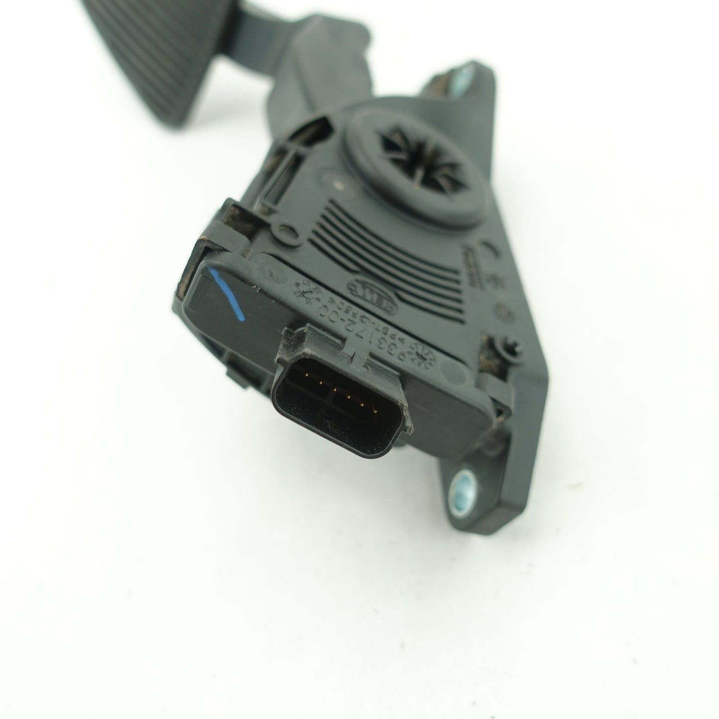2013 2014 2015 2016 2017 2018 Ram 1500 2500 3500 4500 5500 Gas Accelerator Pedal