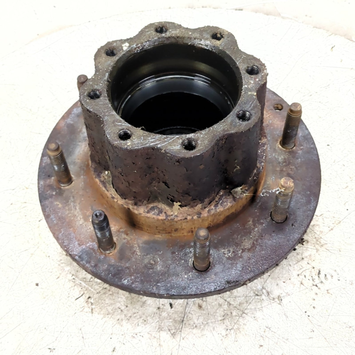 1999 2000 2001 2002 2003 Ford F450 F550 Rear Wheel Hub Assembly