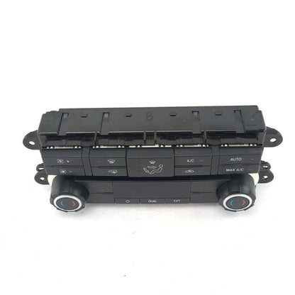 2011 2012 Ford F250 F350 Climate Control AC Heater Unit Panel