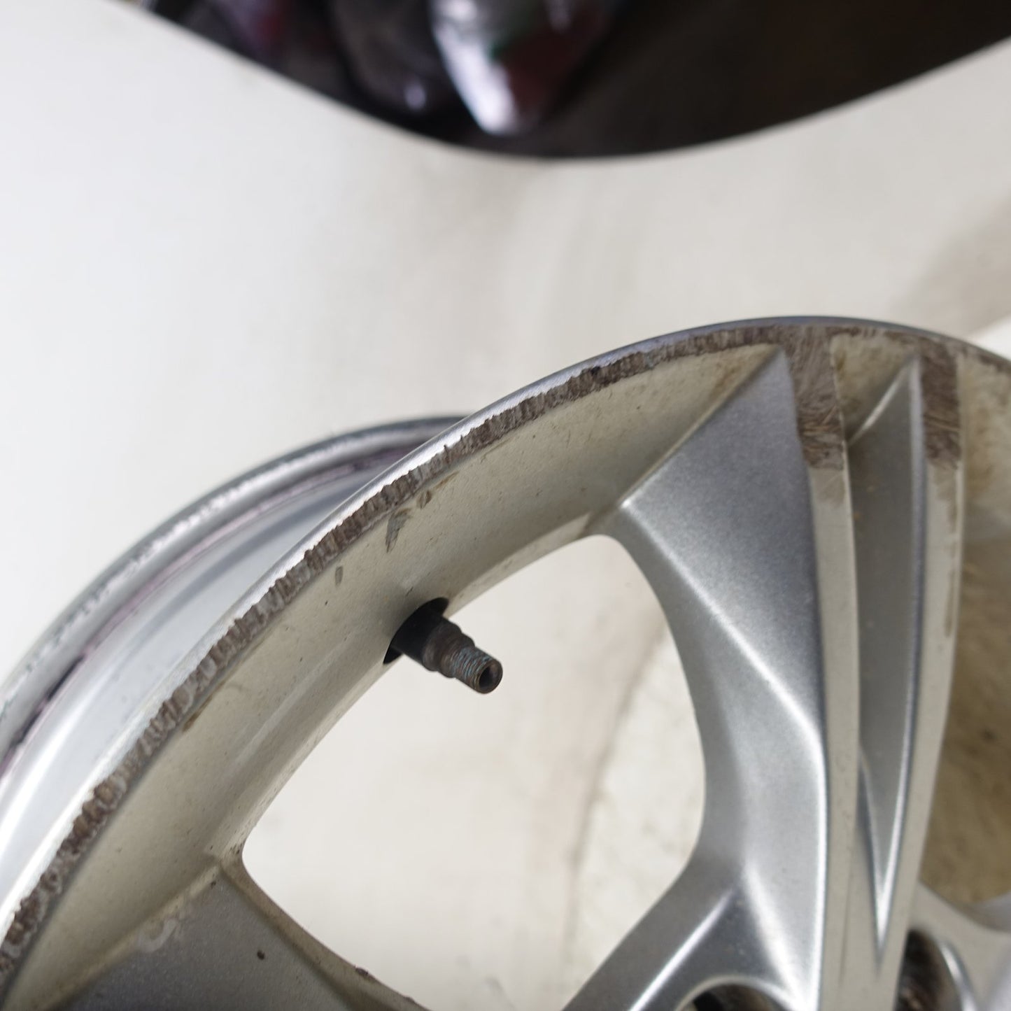 Damage 2012 2013 2014 Ford Focus Wheel Rim Ring 16 inch Alloy Aluminum