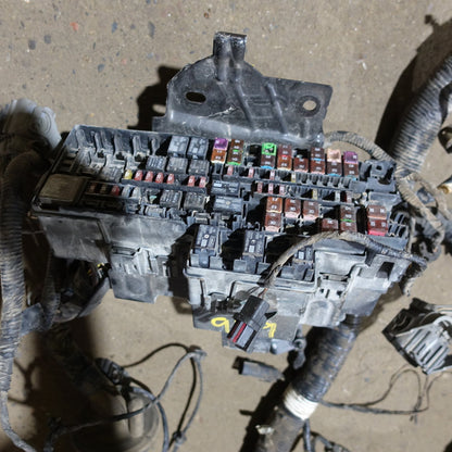 Damage 2013 2014 Ford F250 F350 6.7L Engine Fuse Box Bay Wire Harness Loom