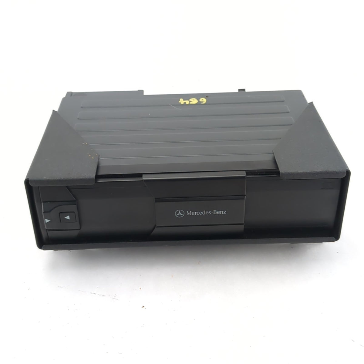 1999 2000 Mercedes C280 6 Disc CD Changer Player