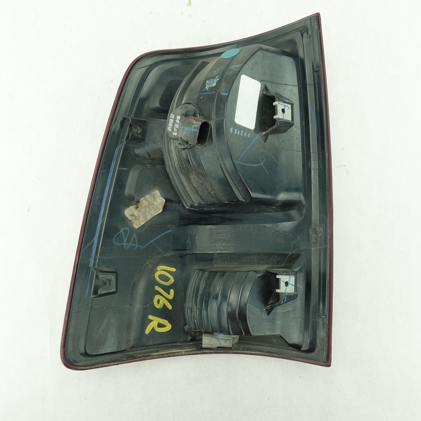 2013 2014 2015 2016 2017 2018 Ram 1500 2500 Right Taillight Taillamp OEM