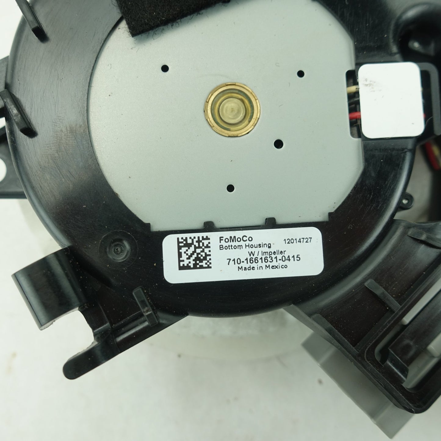 2017 2018 2019 Ford F250 F350 Heated Cooled Seat Blower Duct Assembly