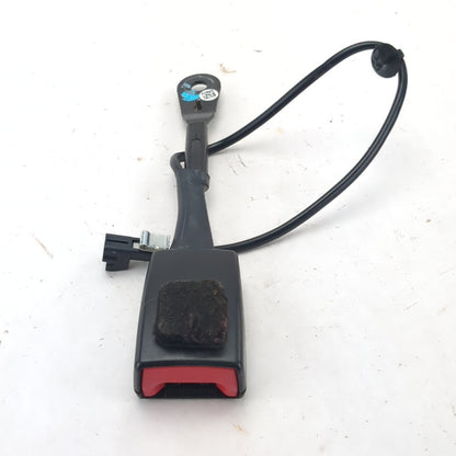 2011 Chevrolet GMC Equinox Terrain Driver Left Seat Belt Buckle Receiver