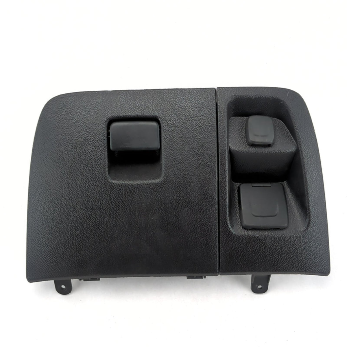 2014 2015 2016 17 Silverado Sierra Center Console Compartment Power Outlet Panel