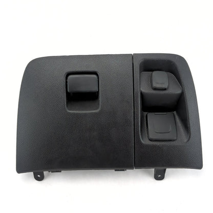 2014 2015 2016 17 Silverado Sierra Center Console Compartment Power Outlet Panel
