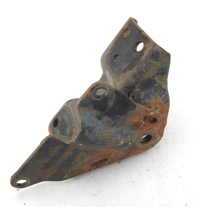 1999 2000 Ford F450 Right RH Passenger Side Leaf Spring Mounting Bracket