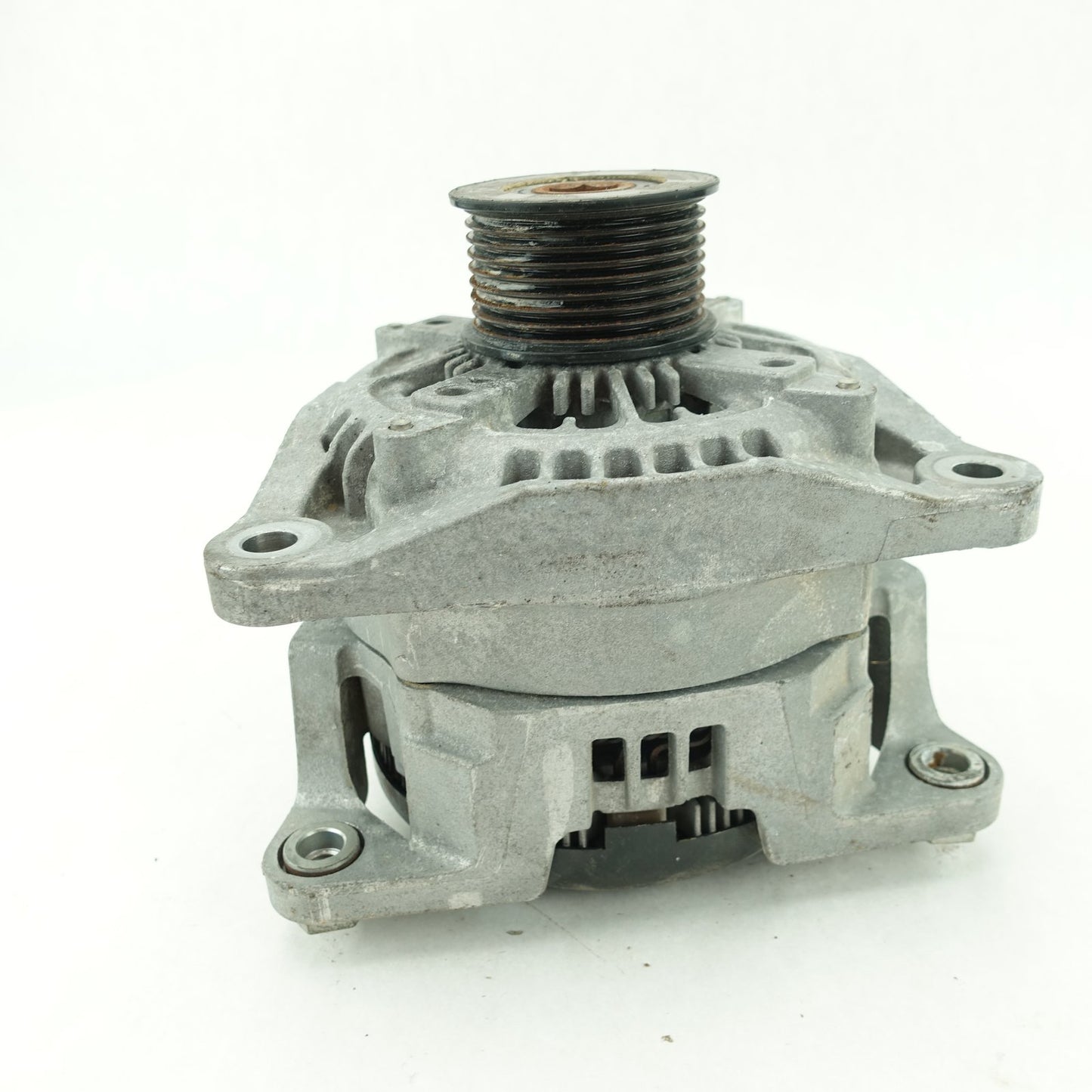 19 2020 2021 2022 2023 2024 Ram 2500 3500 Alternator 6.7L Diesel 220 Amp 14K Mi