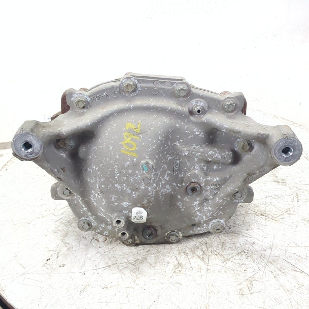 2021 2022 2023 Ford Mustang 2.3L Rear Differential Carrier Assembly 3.31 Ratio