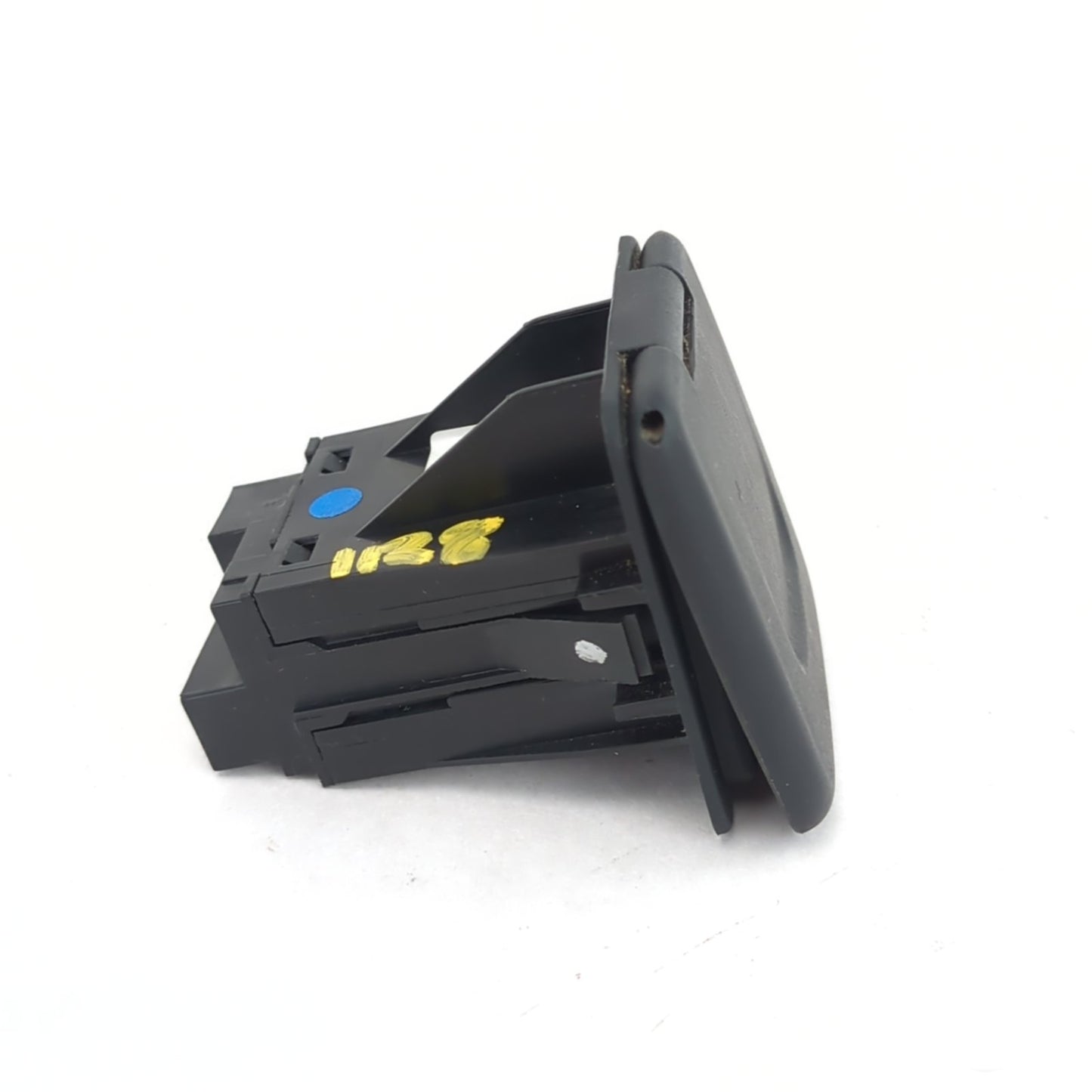 2014 2015 2016 2017 Silverado Sierra 3 USB Data Hub Charging Receptacle Port