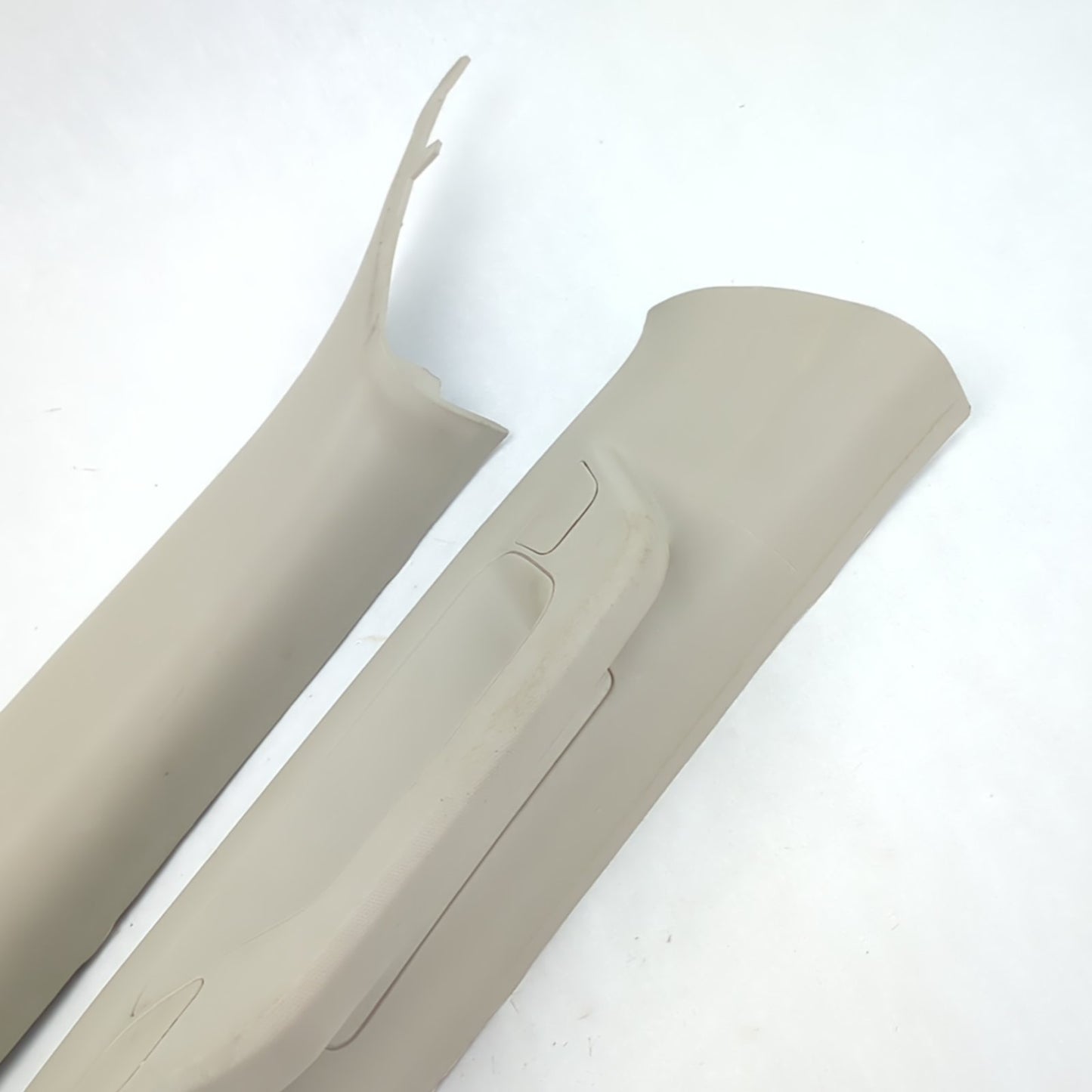 2014 2015 2016 2017 2018 Silverado Sierra A-Pillar Pillar Post Trim Panel Set
